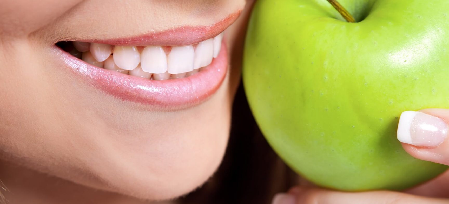 Ways You Can Chip Your Teeth International Specialized Dental Center